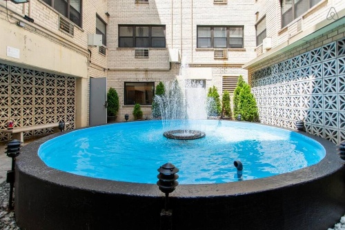 Chic, Spotless & Great Location 1BR in Lakeview A3